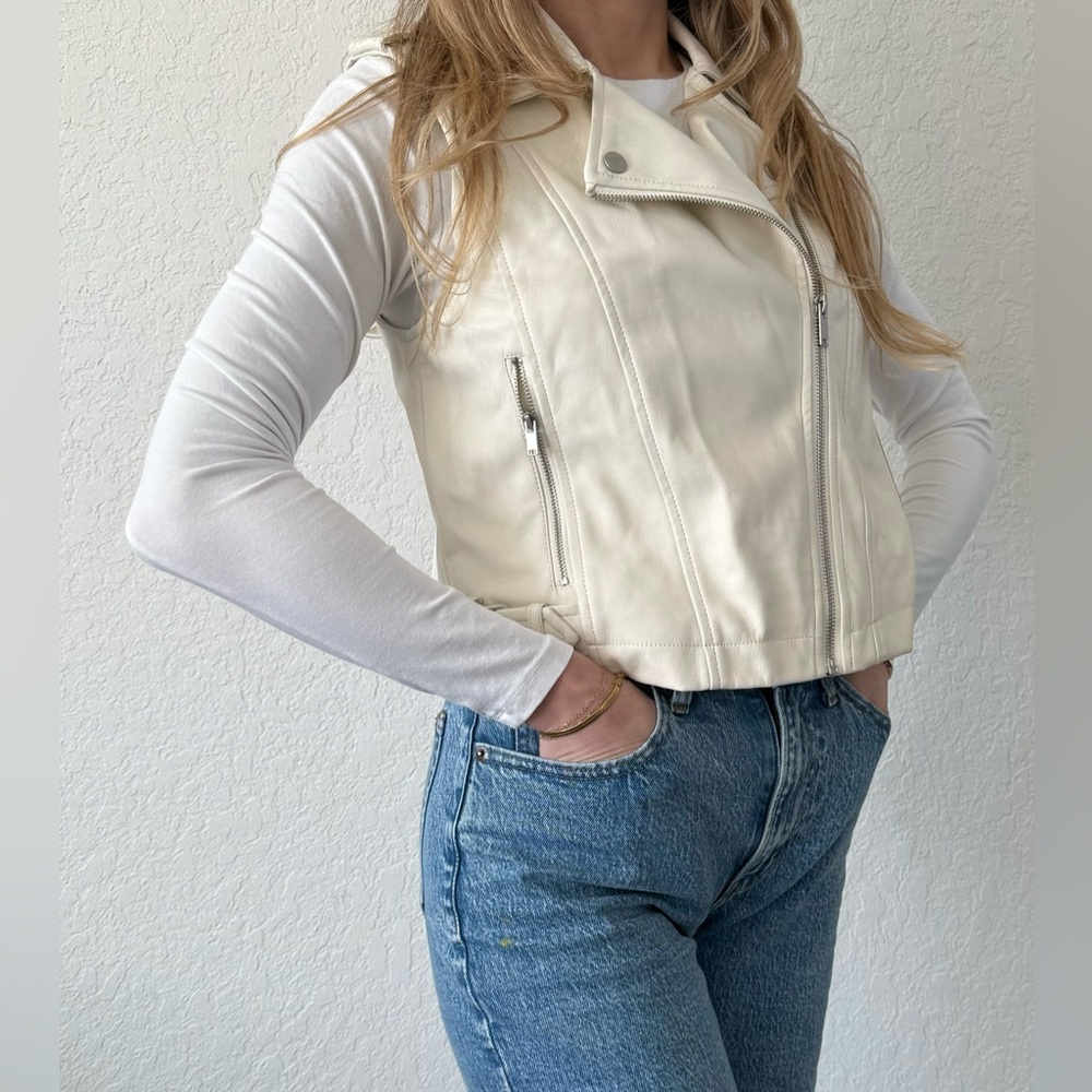 Anthropologie White Faux Leather Moto Vest – Size Small - Picture 6 of 8